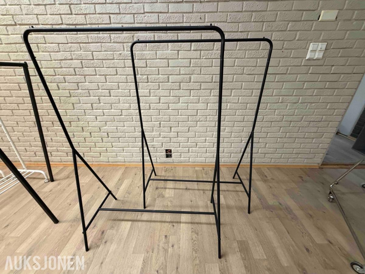 11 x Klesstativer til butikk / showroom