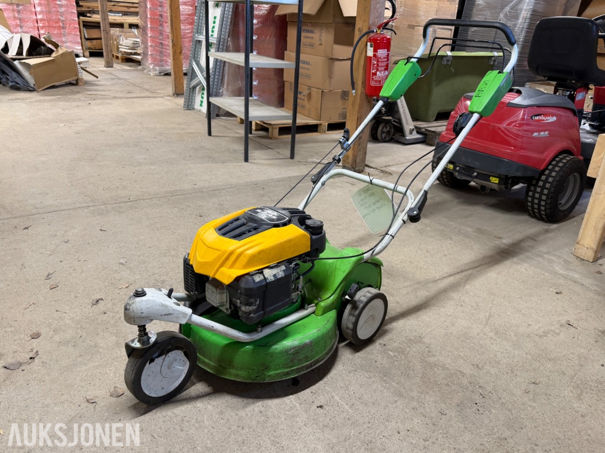 Stiga SA 45 OHV Gressklipper – kraftig bensinklipper med fremdrift