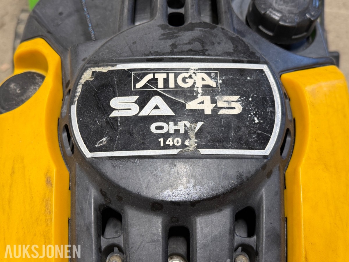 Stiga SA 45 OHV Gressklipper – kraftig bensinklipper med fremdrift