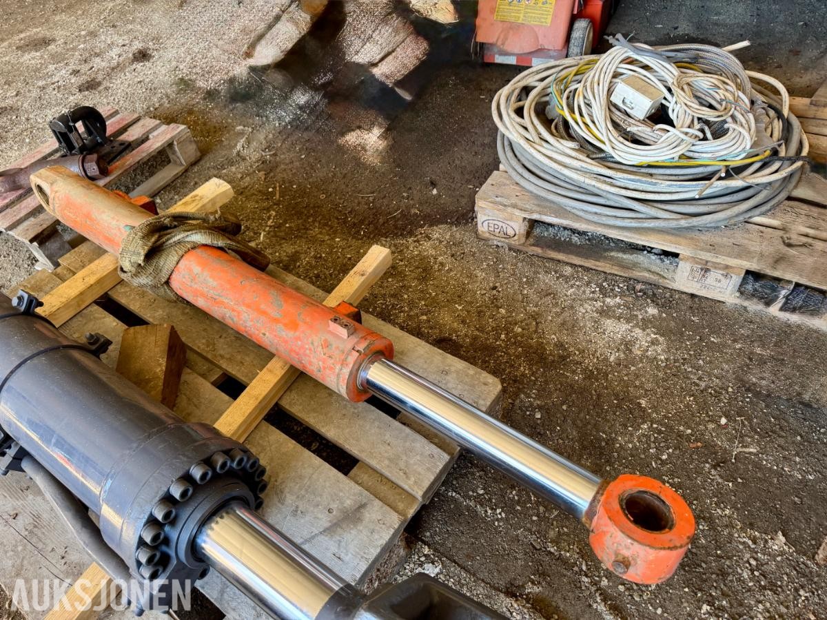 2 stk Hydrauliske Sylindere