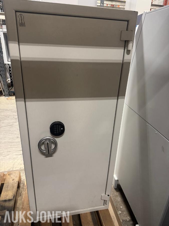 2 stk Robur Håndvåpenskap