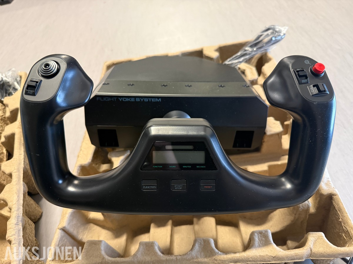 Logitech Flight Yoke System med throttle quadrant