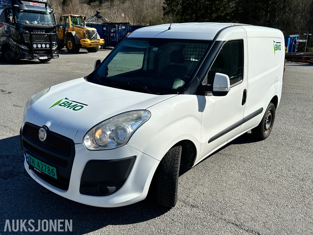 2015 Fiat DOBLO 1.6-90 D Rep.objekt, 83150km