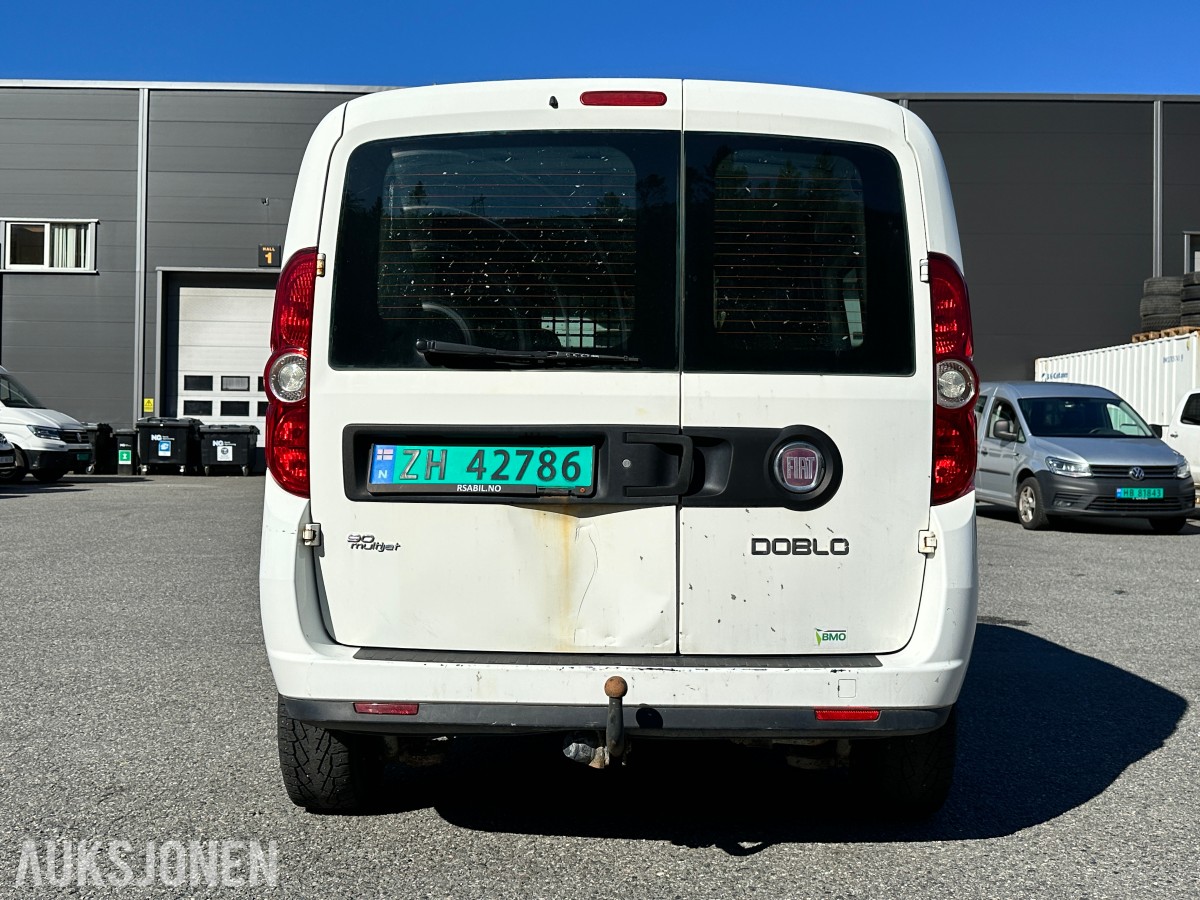 2015 Fiat DOBLO 1.6-90 D Rep.objekt, 83150km
