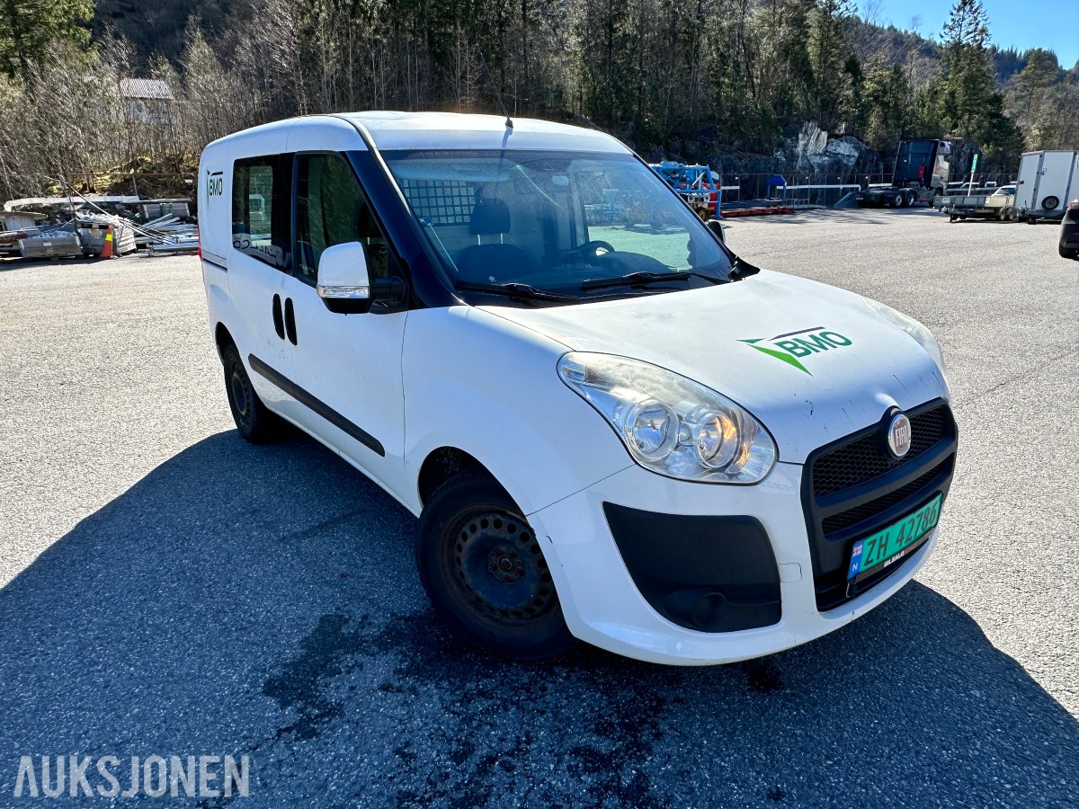 2015 Fiat DOBLO 1.6-90 D Rep.objekt, 83150km
