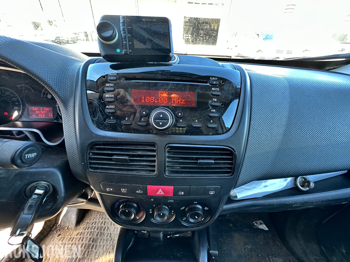 2015 Fiat DOBLO 1.6-90 D Rep.objekt, 83150km
