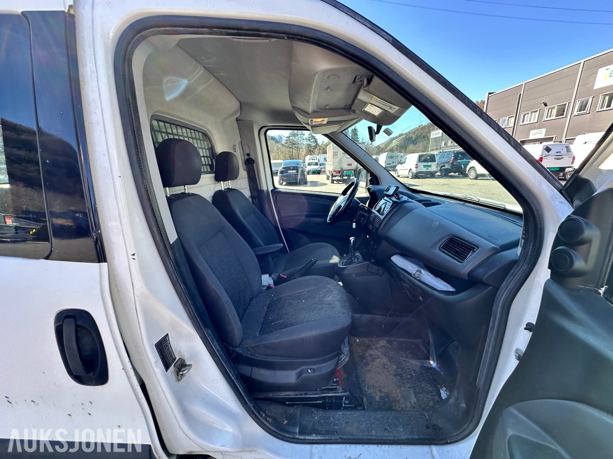 2015 Fiat DOBLO 1.6-90 D Rep.objekt, 83150km