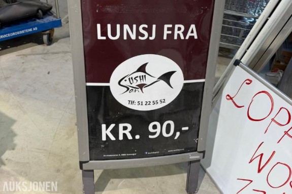 Flere skilt Gatebukk