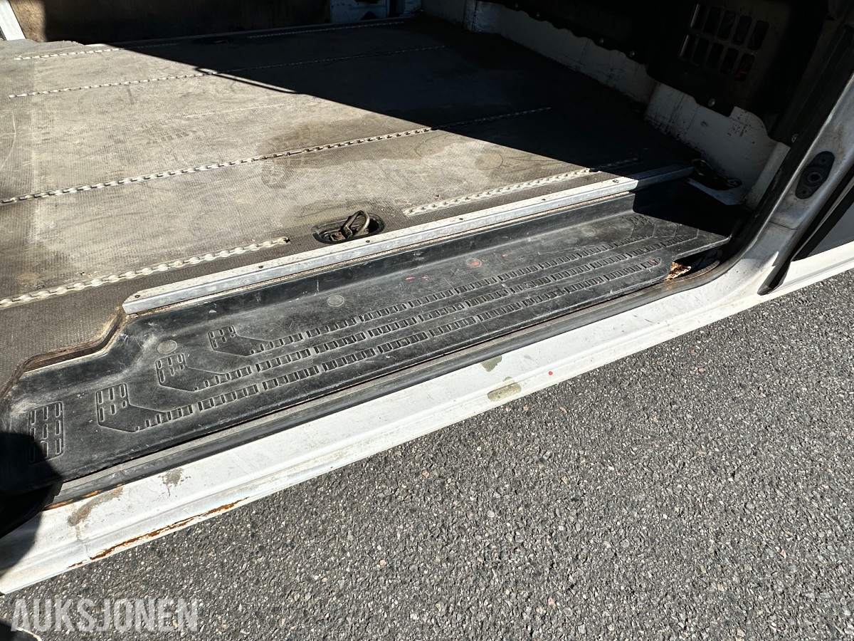 2018 Volkswagen Crafter 35 L3 2,0 TDI 177hk aut Repobjekt, 145300km