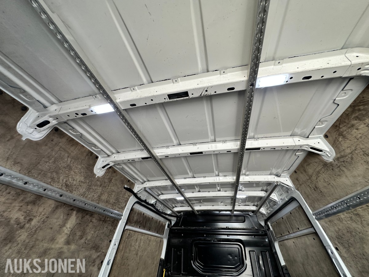 2018 Volkswagen Crafter 35 L3 2,0 TDI 177hk aut Repobjekt, 145300km