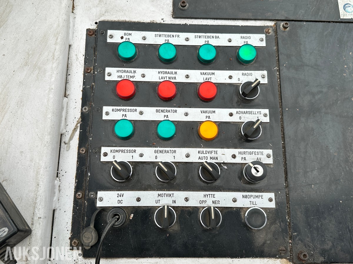 2011 Essverk Essmount 8T monteringsmaskin - komplett m/vakuumutstyr + dokumentasjon