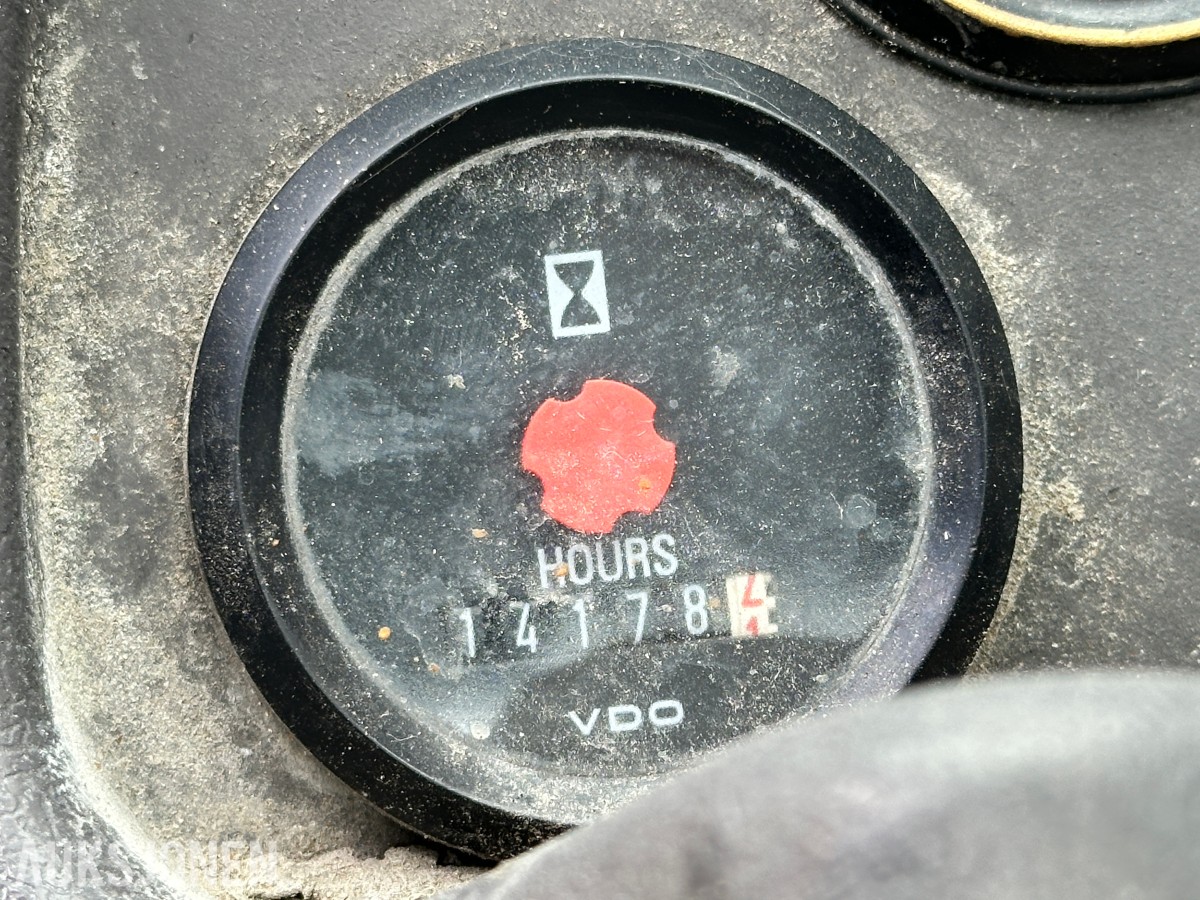 2001 Manitou MLT 526 Compact teleskoptruck, 14178 timer