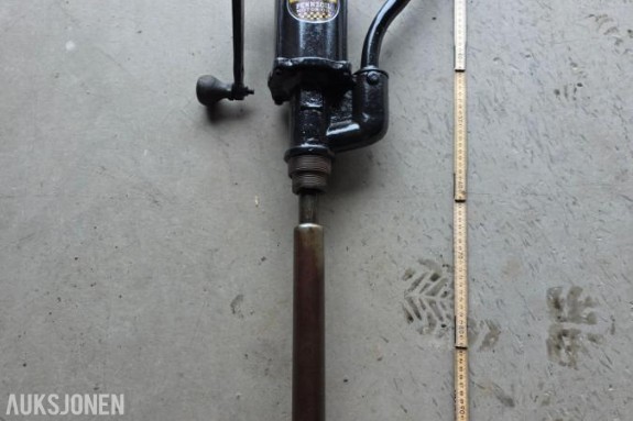1900 Vintage fatpumpe Støpejerns pumpe