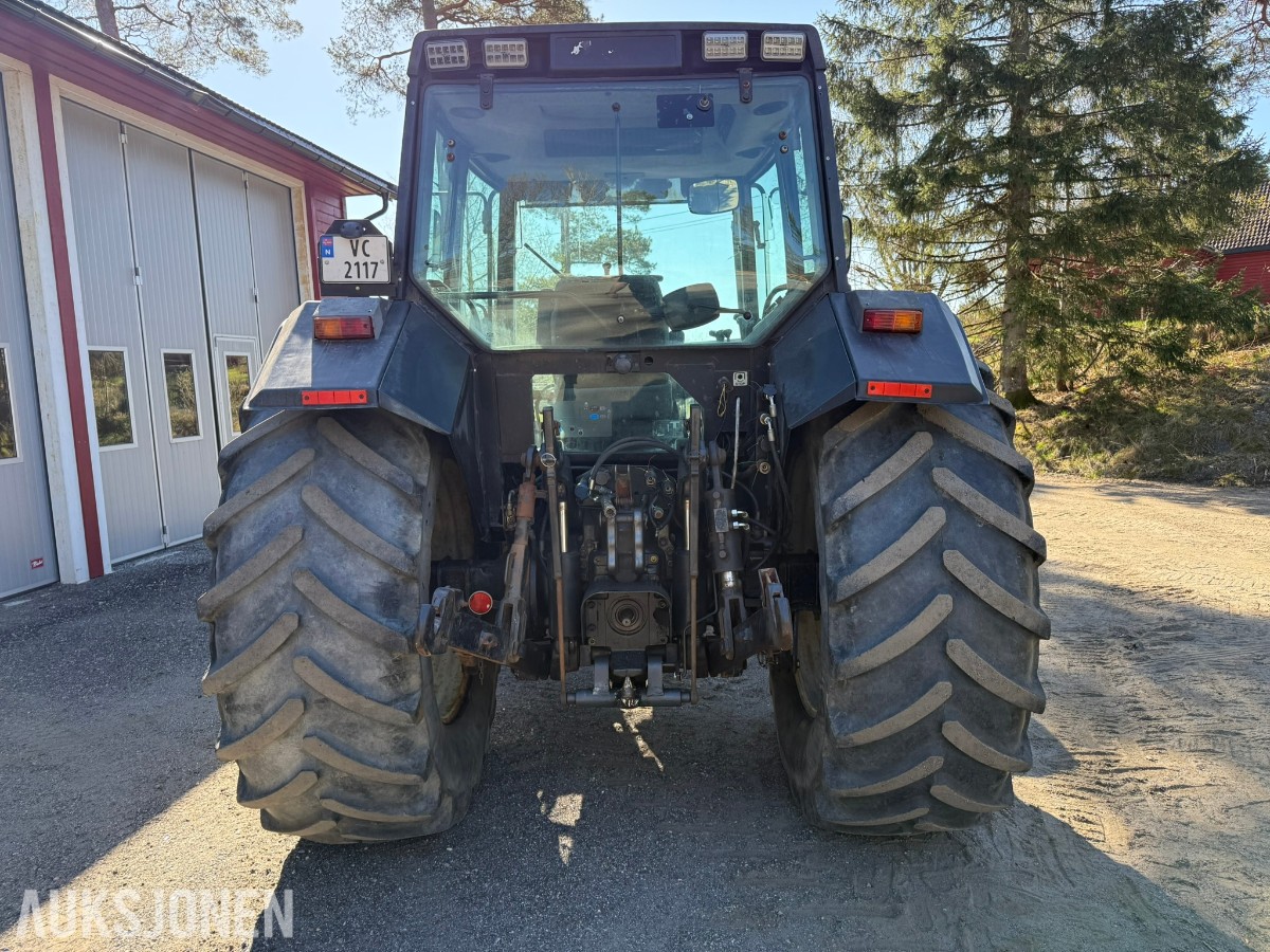 1997 Valmet 8750 Traktor 190 hk – Delta Powershift - Brøytefeste