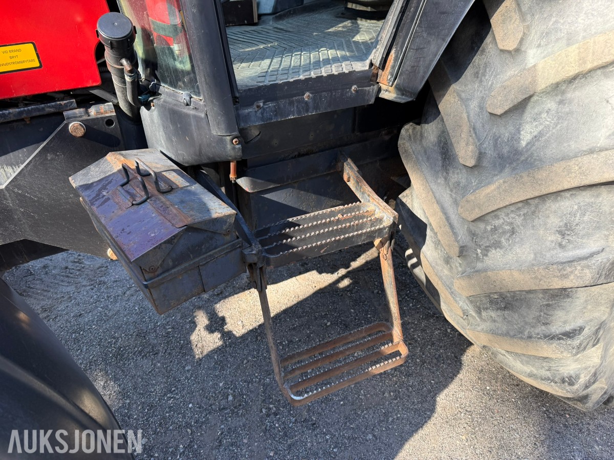 1997 Valmet 8750 Traktor 190 hk – Delta Powershift - Brøytefeste