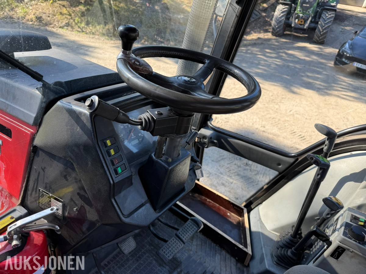 1997 Valmet 8750 Traktor 190 hk – Delta Powershift - Brøytefeste