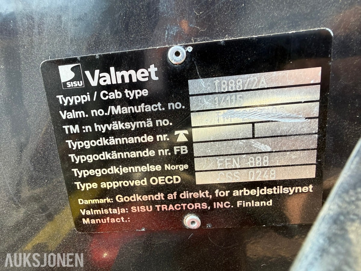 1997 Valmet 8750 Traktor 190 hk – Delta Powershift - Brøytefeste