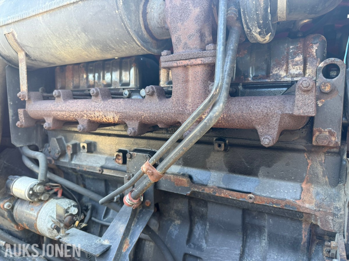 1997 Valmet 8750 Traktor 190 hk – Delta Powershift - Brøytefeste