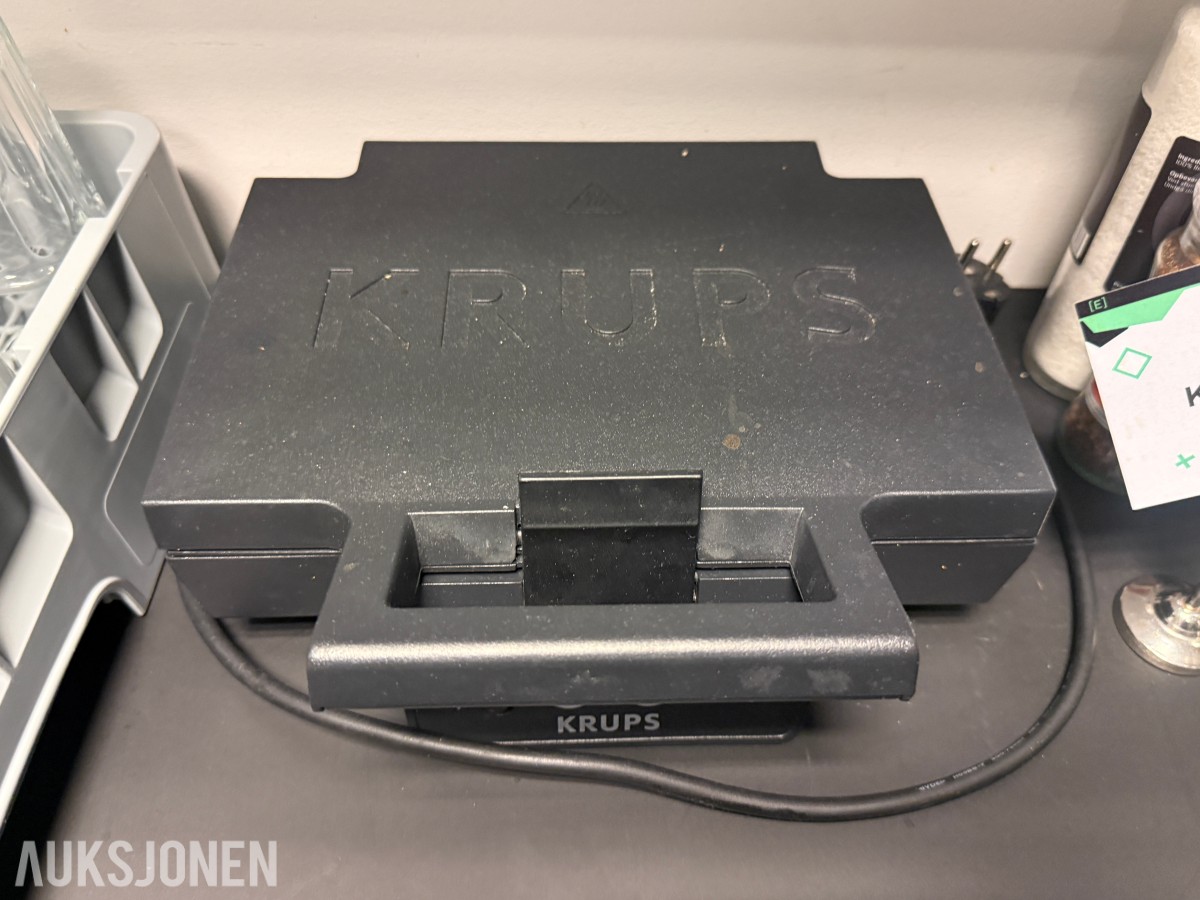 Kjøkkenutstyr, serveringsartikler og inventar