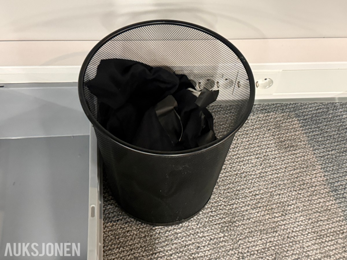 Kjøkkenutstyr, serveringsartikler og inventar