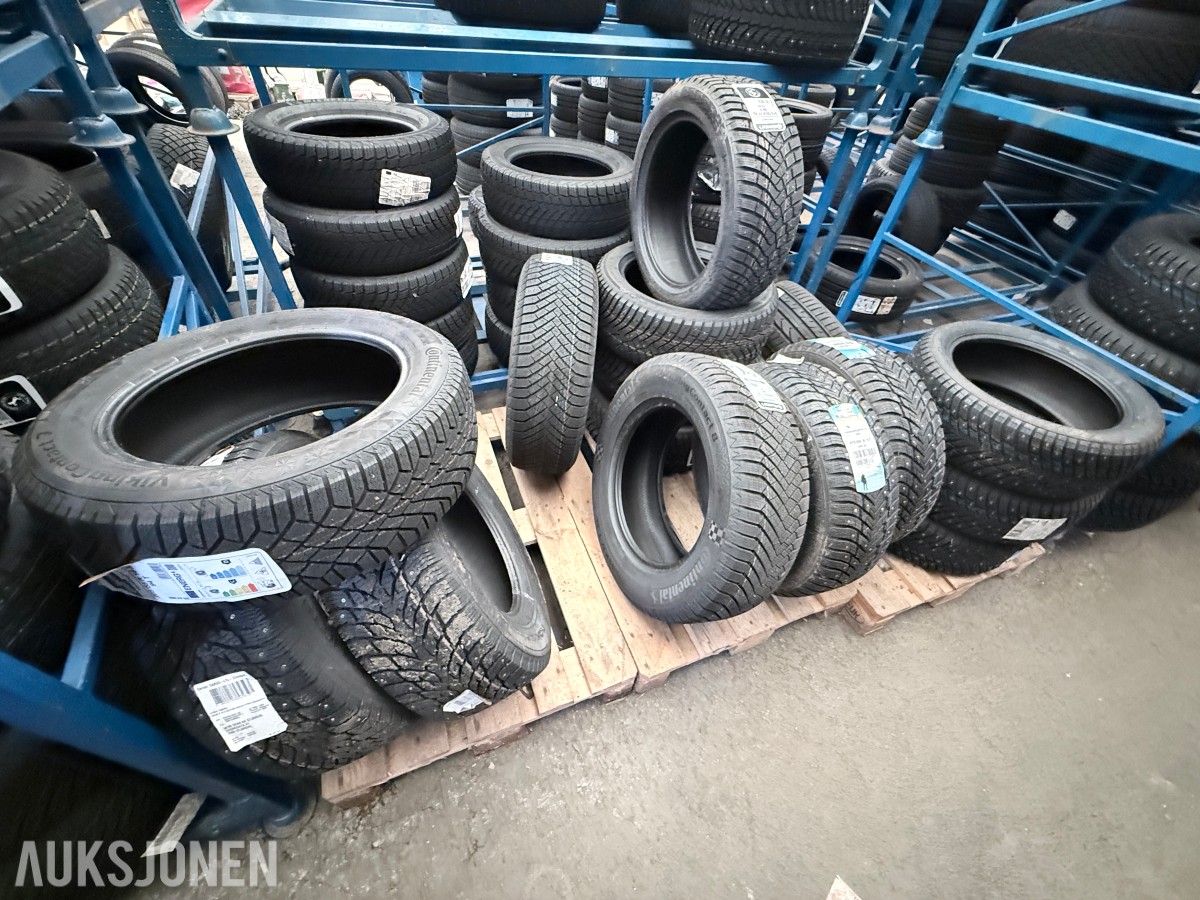 Lager av bildekk – selges samlet