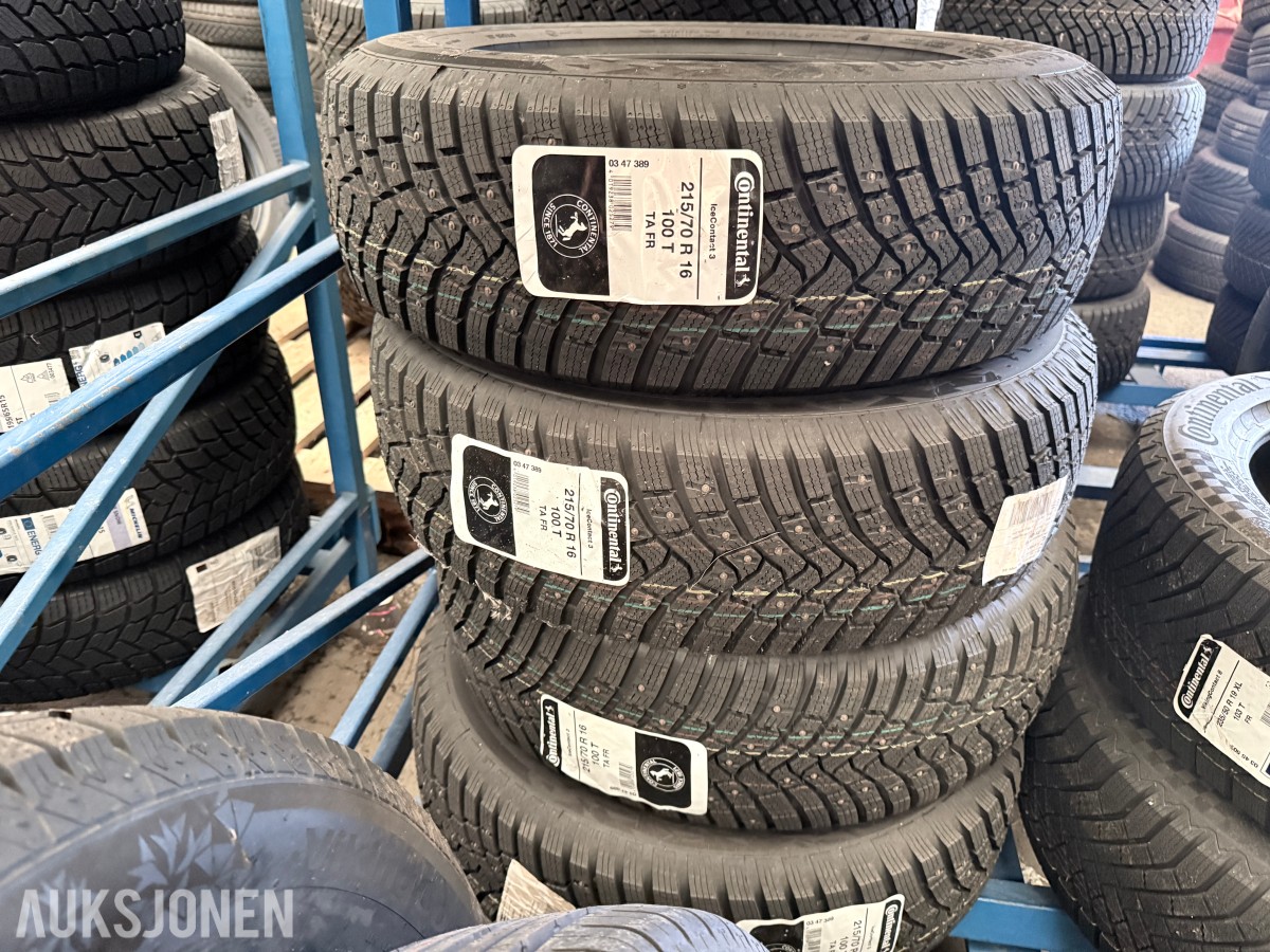 Lager av bildekk – selges samlet