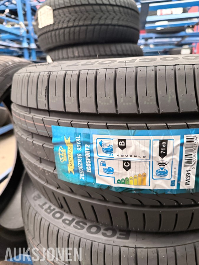 Lager av bildekk – selges samlet