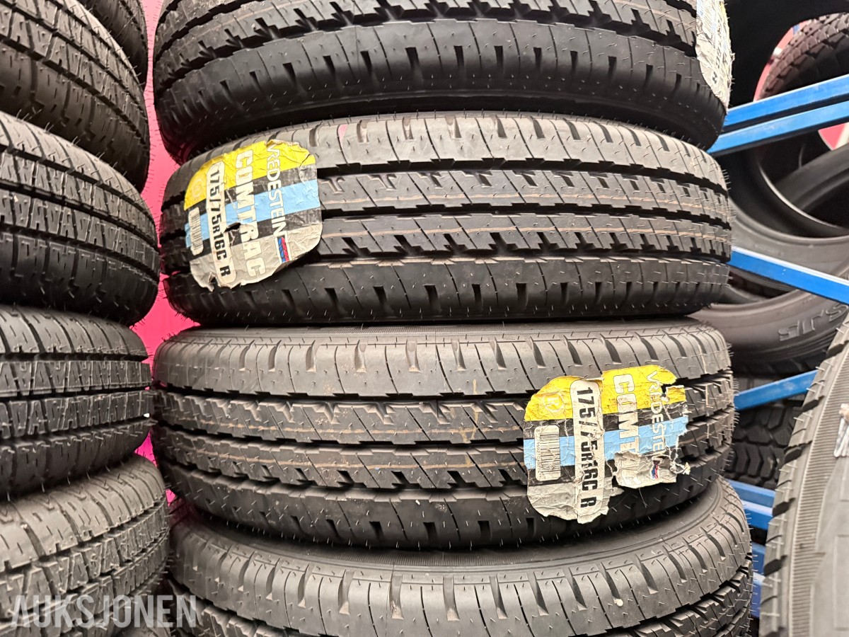 Lager av bildekk – selges samlet