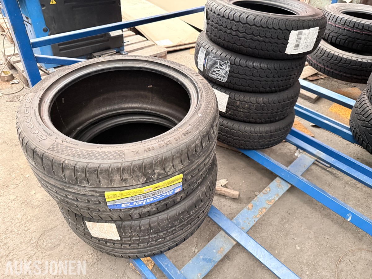 Lager av bildekk – selges samlet