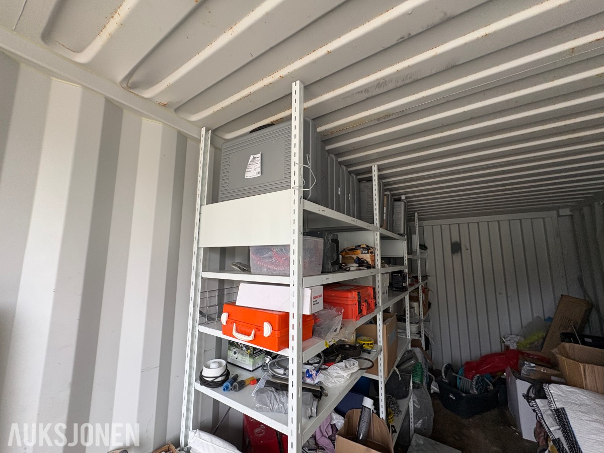 2014 20 fots container med omfattende saneringsutstyr – selges samlet