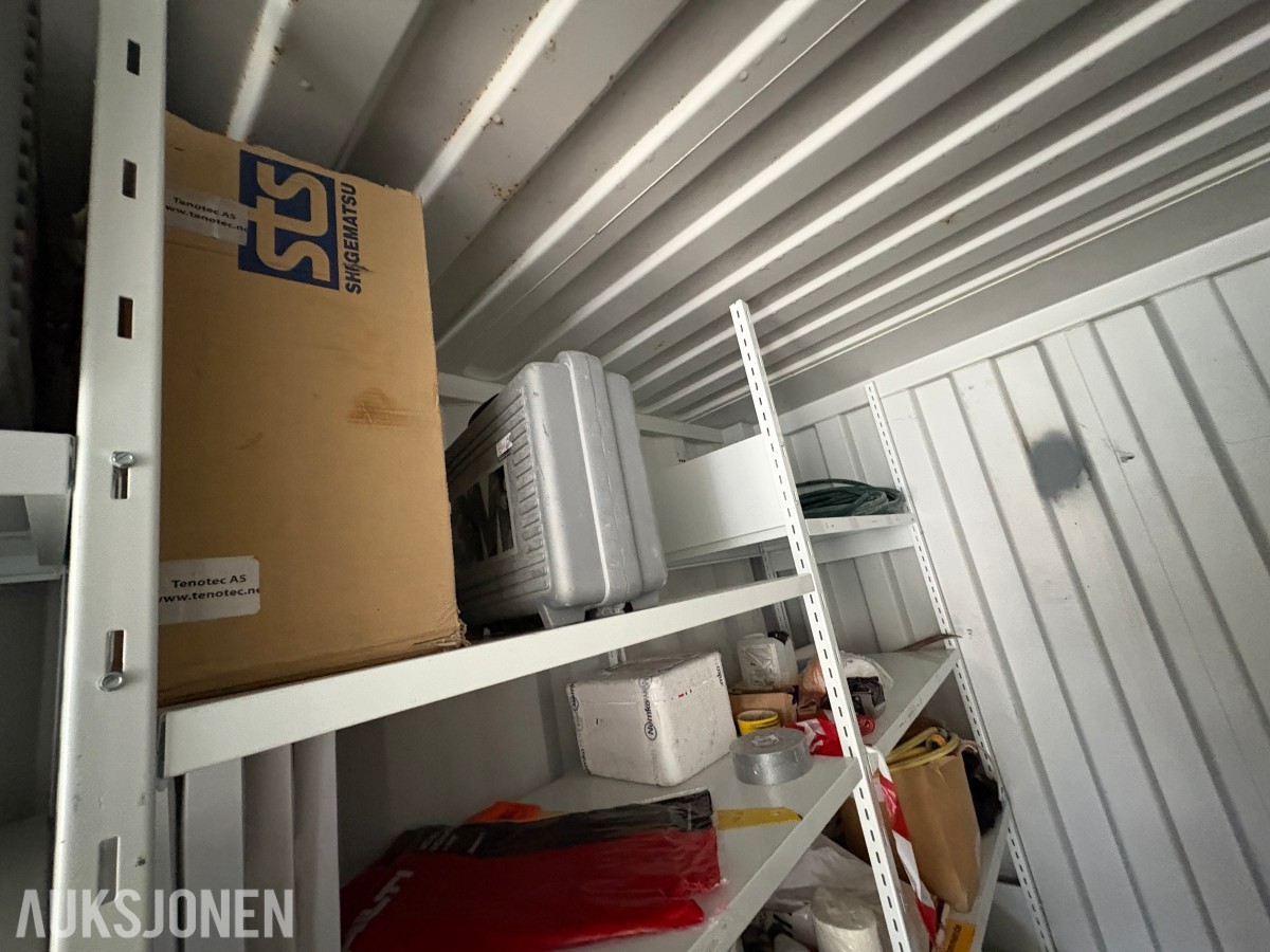 2014 20 fots container med omfattende saneringsutstyr – selges samlet