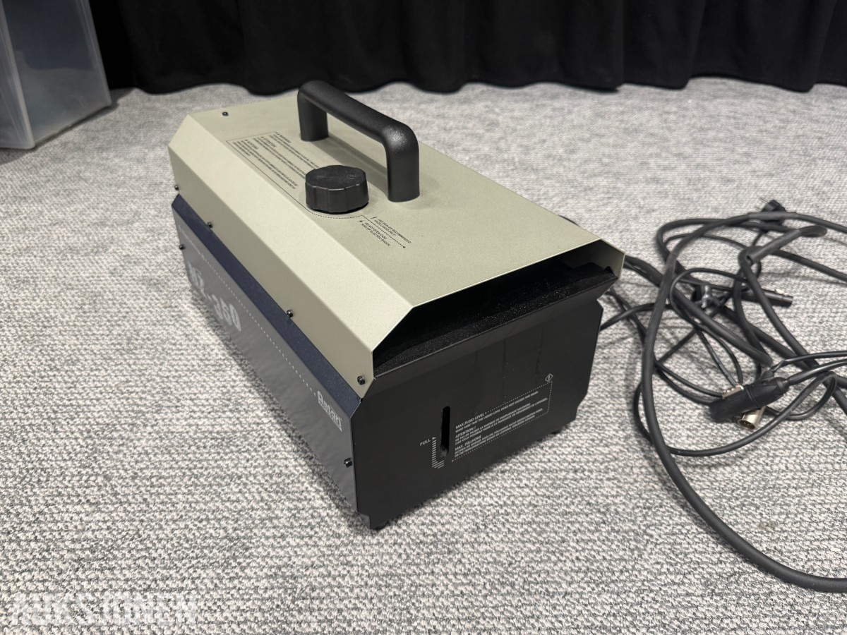 Antari HZ-350 profesjonell hazer 230–240V 390W DMX