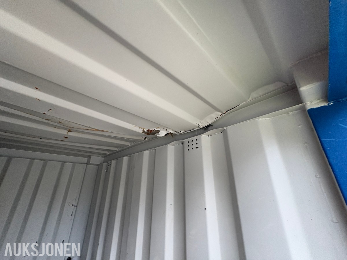 2021 10 fots container med innhold – diverse utstyr