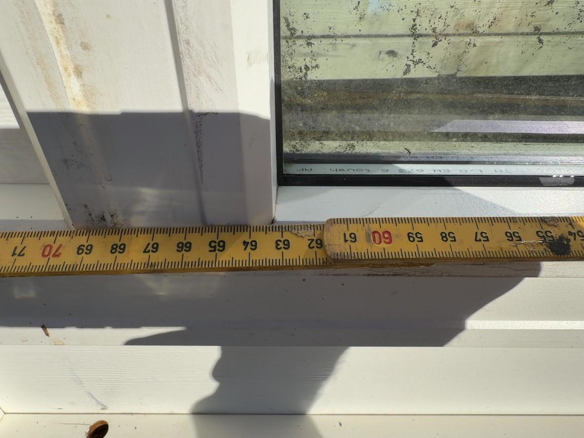 14 stk sprengningssikre vinduer