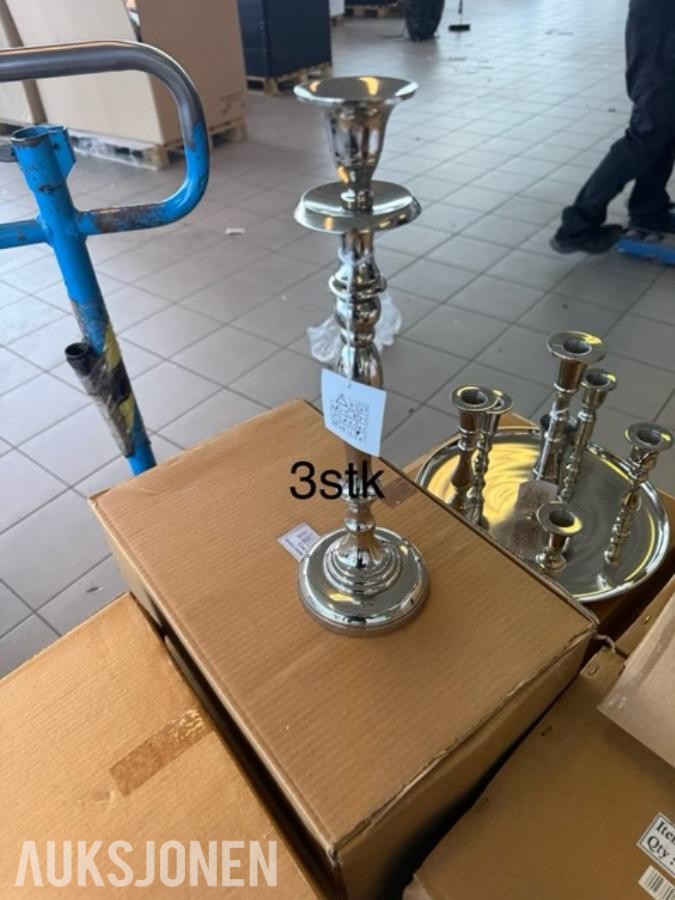 varelager selges samle egnet for videresalg