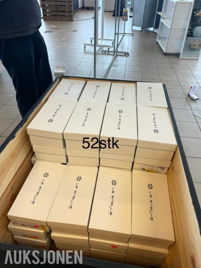 varelager selges samle egnet for videresalg