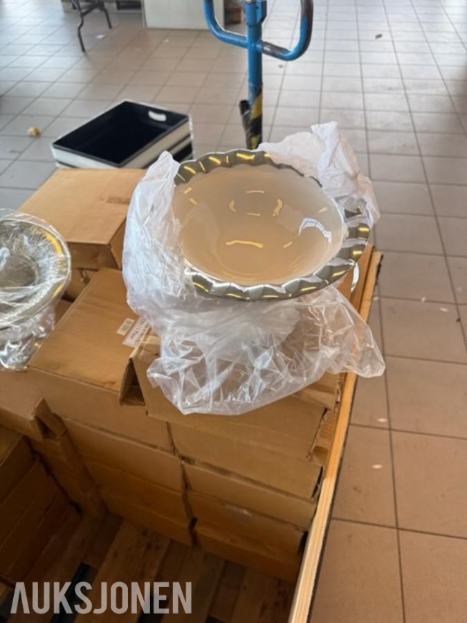 varelager selges samle egnet for videresalg