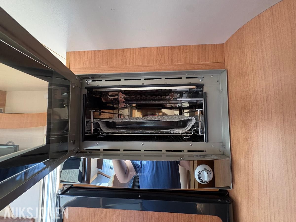 GENESIS 58 M12 SUNRO / SOLCELLE / WEBASTO / SOMMER + VINTERDEKK / REGKJEDE / MANUELLE /