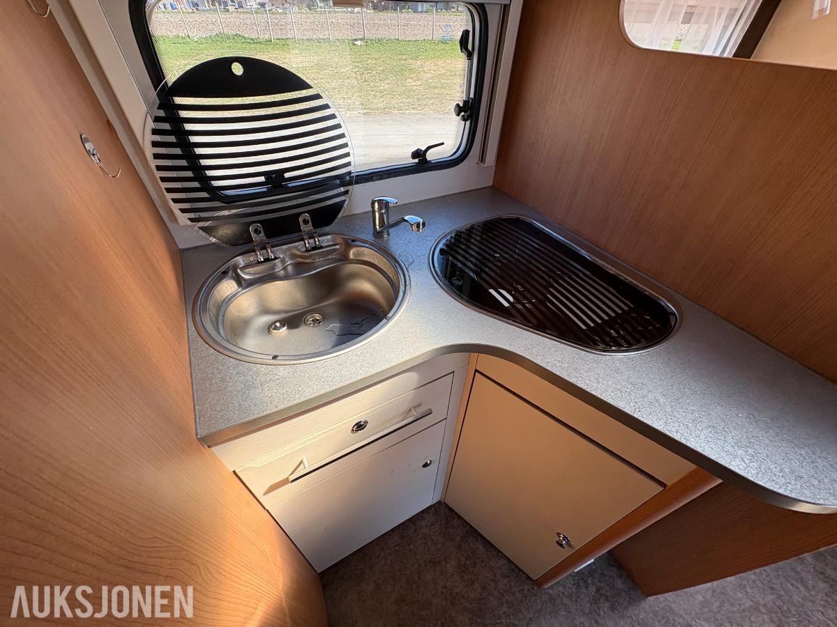 GENESIS 58 M12 SUNRO / SOLCELLE / WEBASTO / SOMMER + VINTERDEKK / REGKJEDE / MANUELLE /