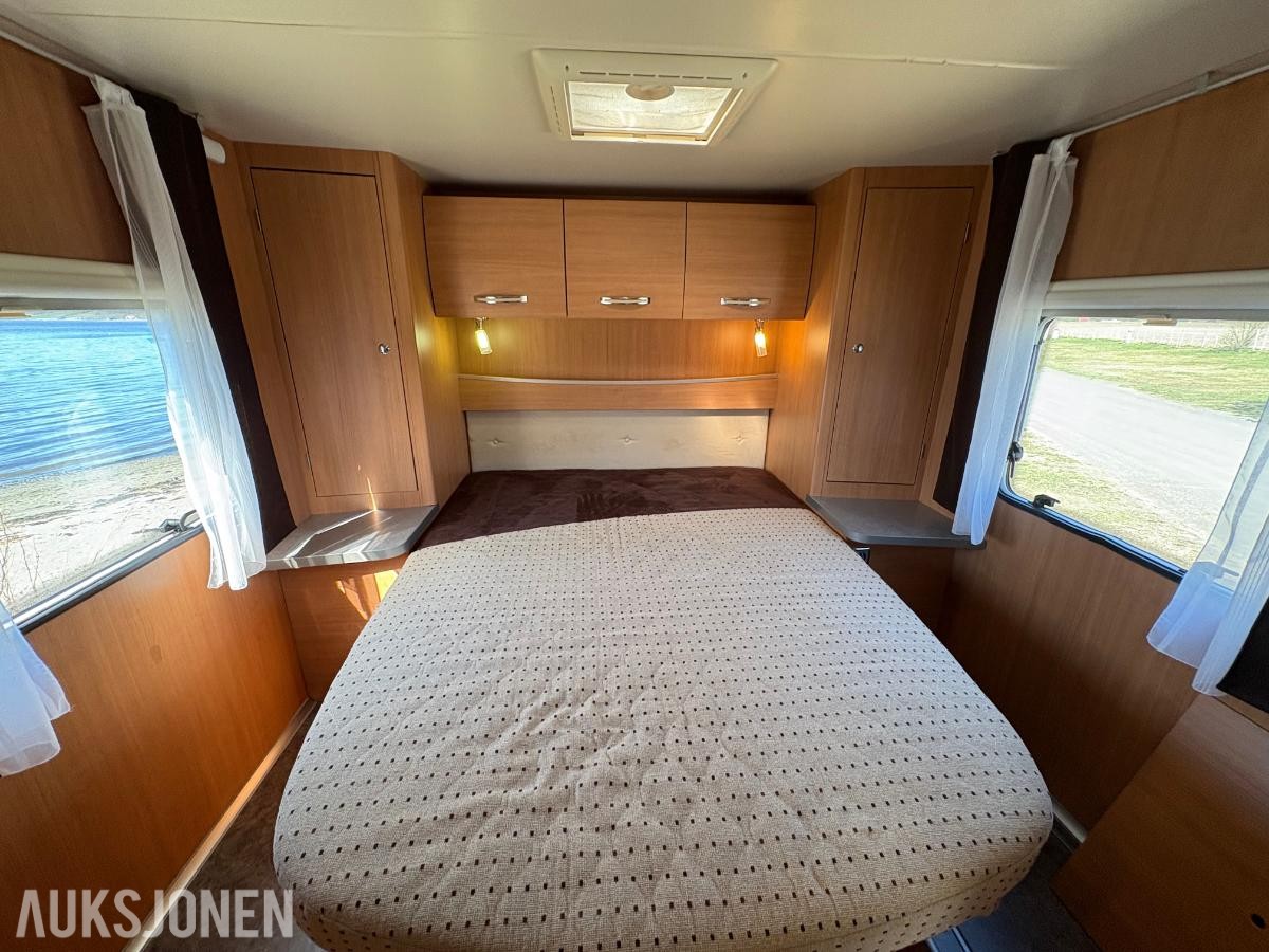 GENESIS 58 M12 SUNRO / SOLCELLE / WEBASTO / SOMMER + VINTERDEKK / REGKJEDE / MANUELLE /