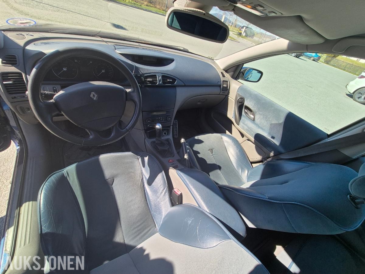 2001 Renault Laguna 2 - Lav KM 145999km, S+V dekk