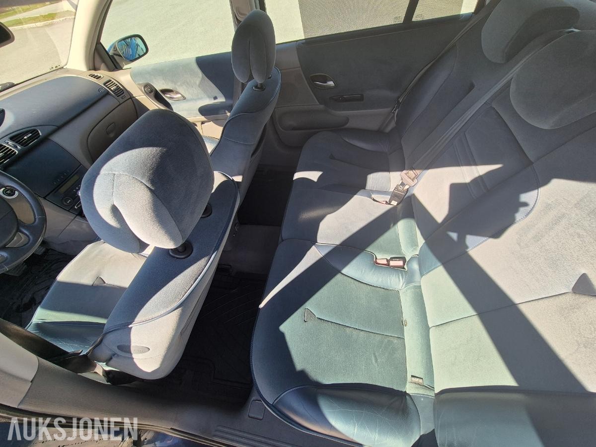 2001 Renault Laguna 2 - Lav KM 145999km, S+V dekk