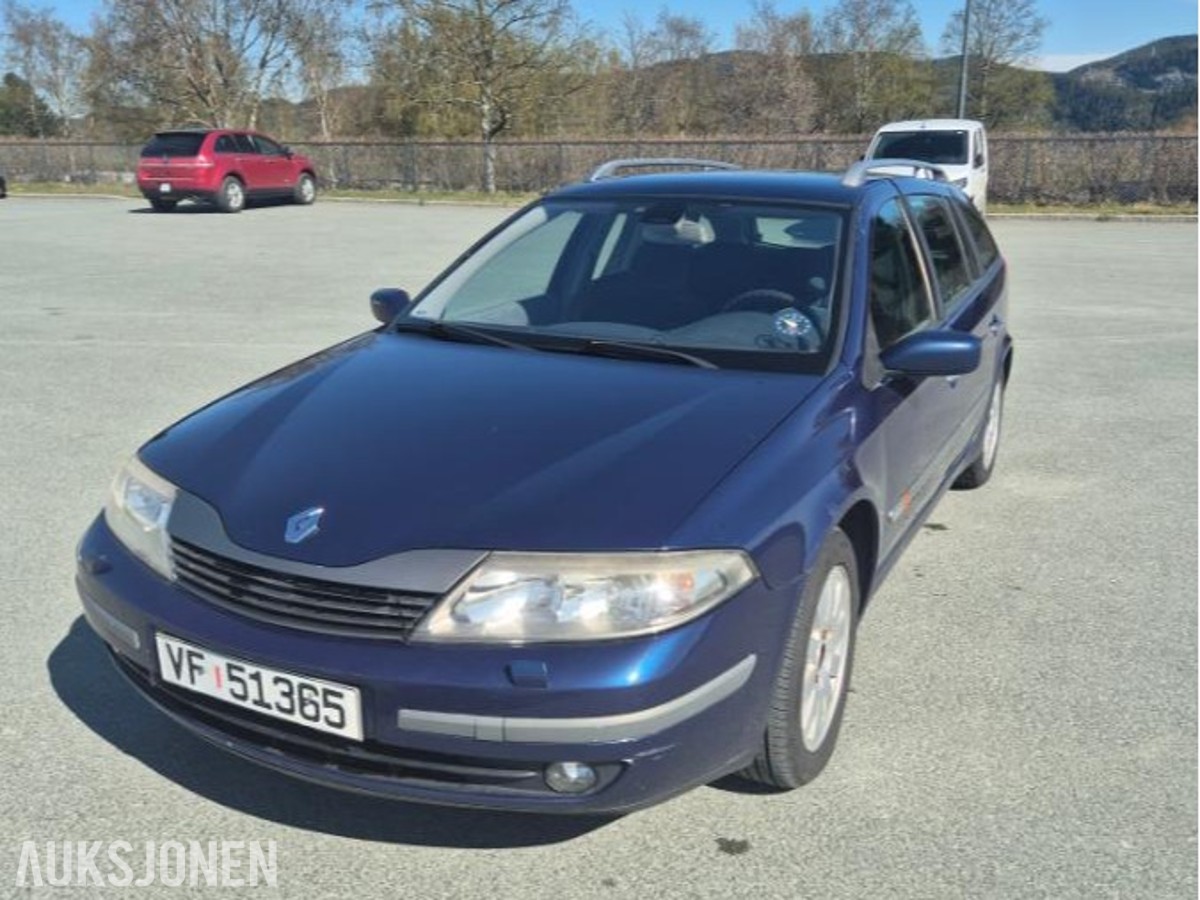 2001 Renault Laguna 2 - Lav KM 145999km, S+V dekk