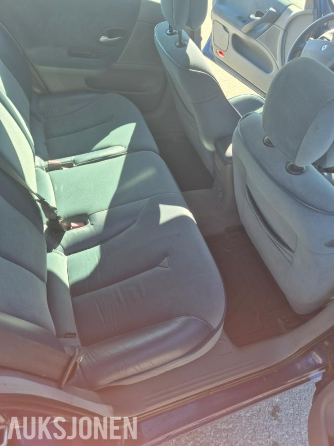 2001 Renault Laguna 2 - Lav KM 145999km, S+V dekk