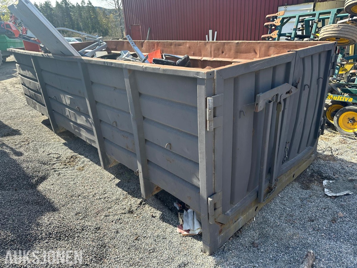 Krok container