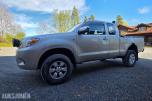 2006 Toyota HiLux 2.5-102 D 4WD, 284392km