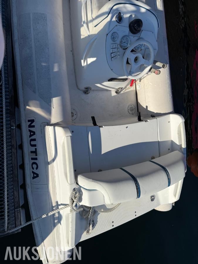 2001 Nautica Jet rib 10 med Yamaha 80hk