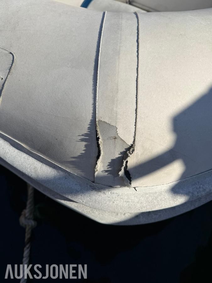 2001 Nautica Jet rib 10 med Yamaha 80hk