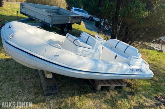 2001 Nautica Jet rib 10 med Yamaha 80hk