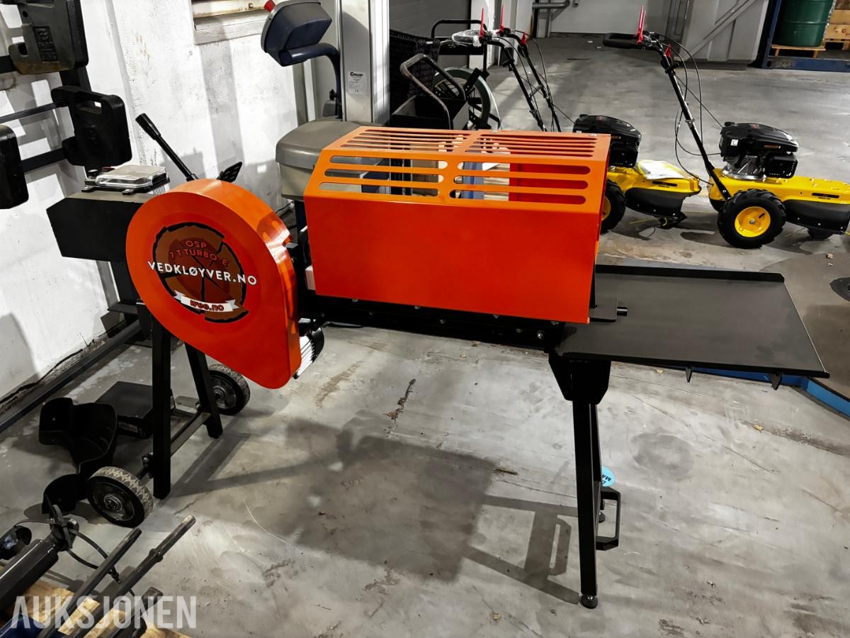 Osp Vedkløyver 7 tonn batteri drift